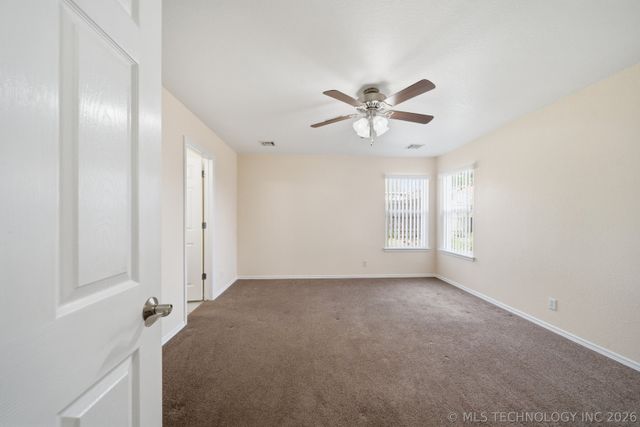 2717 N 21st Street, Broken Arrow, OK 74012