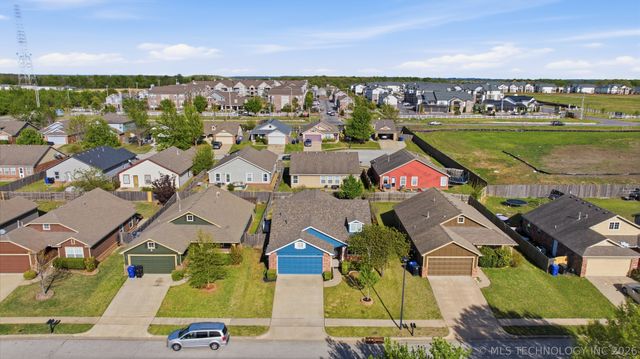 2717 N 21st Street, Broken Arrow, OK 74012