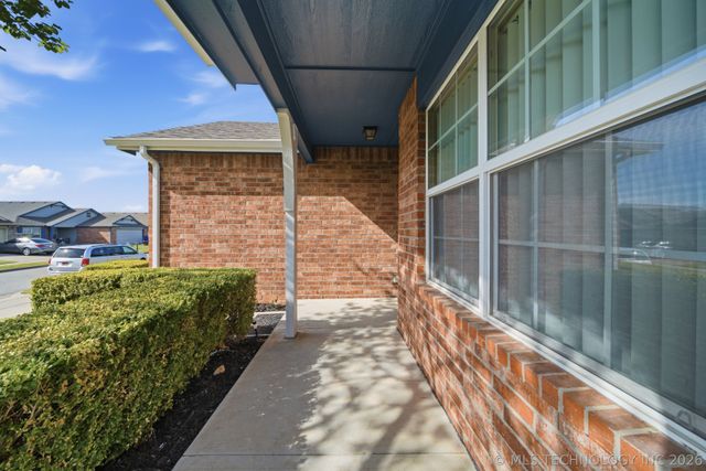 2717 N 21st Street, Broken Arrow, OK 74012