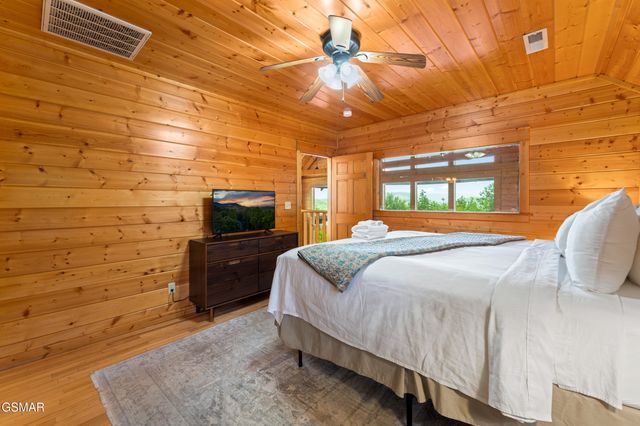 4150 High Ridge Way, Sevierville, TN 37862