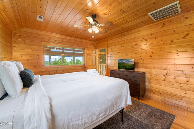 4150 High Ridge Way, Sevierville, TN 37862