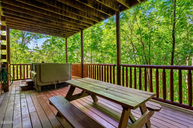 4150 High Ridge Way, Sevierville, TN 37862