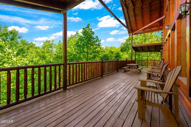 4150 High Ridge Way, Sevierville, TN 37862