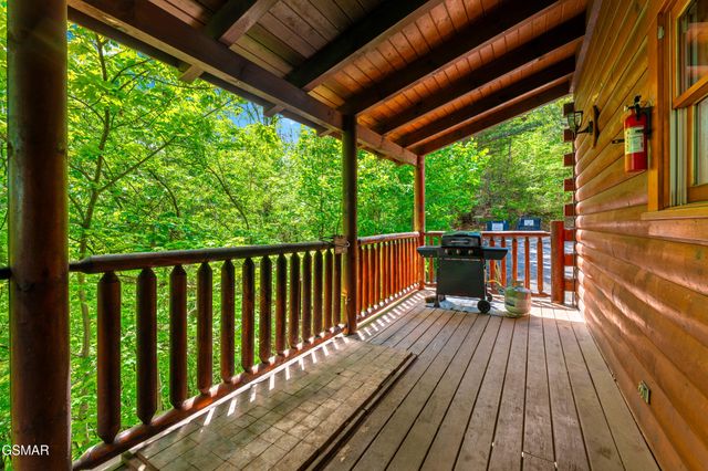 4150 High Ridge Way, Sevierville, TN 37862