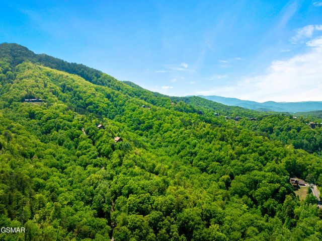 4150 High Ridge Way, Sevierville, TN 37862