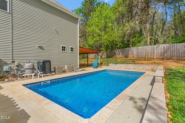 2155 Waterview Drive, Graham, NC 27253