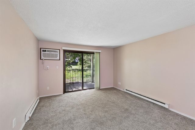1831 Fuller Road 18, West Des Moines, IA 50265