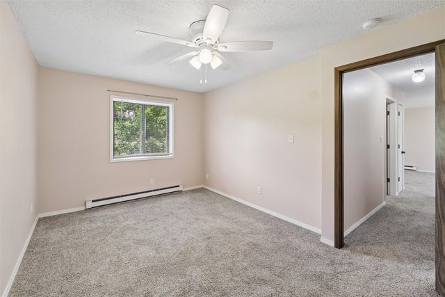 1831 Fuller Road 18, West Des Moines, IA 50265