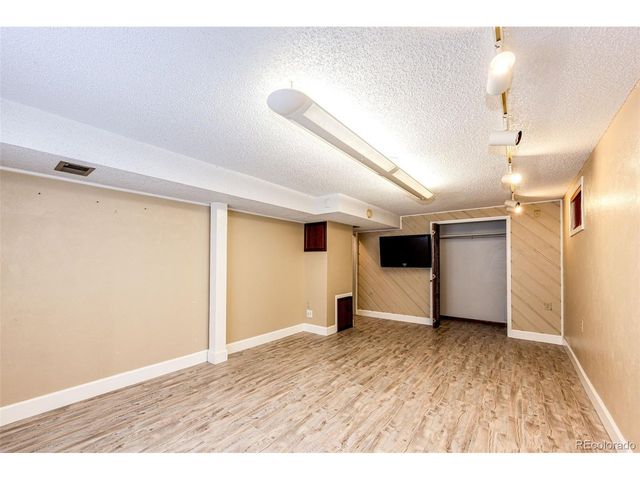 2624 S Field St, Lakewood, CO 80227