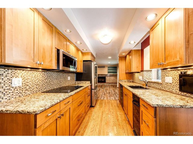 2624 S Field St, Lakewood, CO 80227