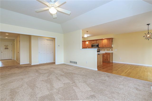 1132 Twin Leaf, Webster, NY 14580