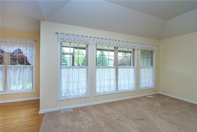 1132 Twin Leaf, Webster, NY 14580