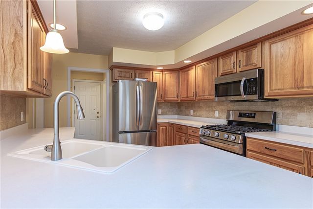 1132 Twin Leaf, Webster, NY 14580