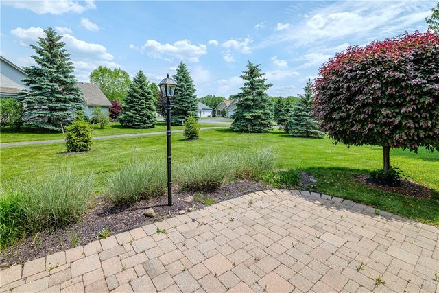 1132 Twin Leaf, Webster, NY 14580
