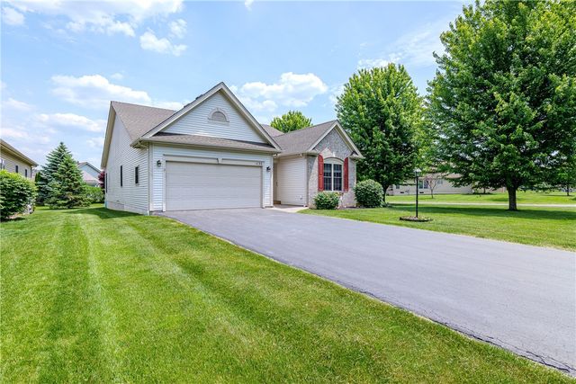 1132 Twin Leaf, Webster, NY 14580