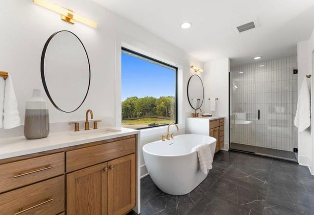 XXX3 Timberland Trail, Eden Prairie, MN 55347