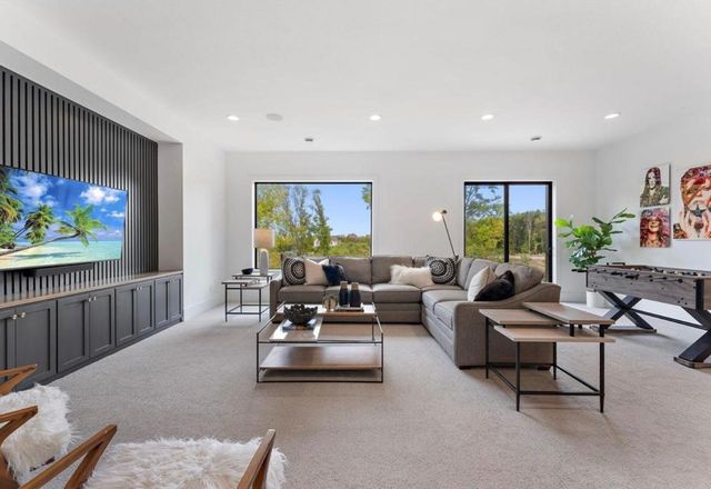 XXX3 Timberland Trail, Eden Prairie, MN 55347