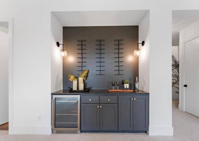 XXX3 Timberland Trail, Eden Prairie, MN 55347