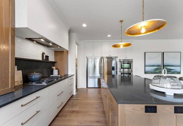 XXX3 Timberland Trail, Eden Prairie, MN 55347