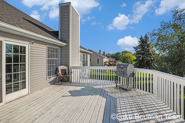 975 Bluff Lake Drive, Zeeland Twp, MI 49464