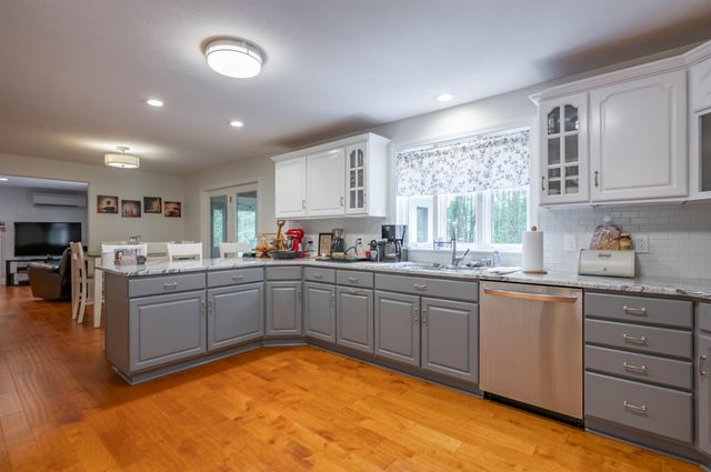 21 Tamarack Lane, Amherst, NH 03031