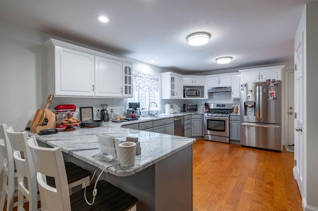 21 Tamarack Lane, Amherst, NH 03031