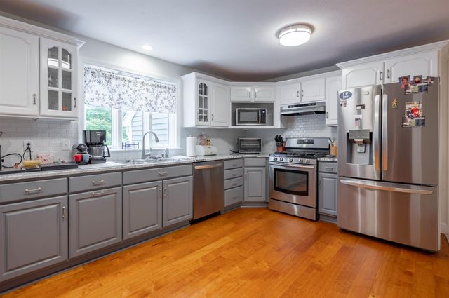 21 Tamarack Lane, Amherst, NH 03031