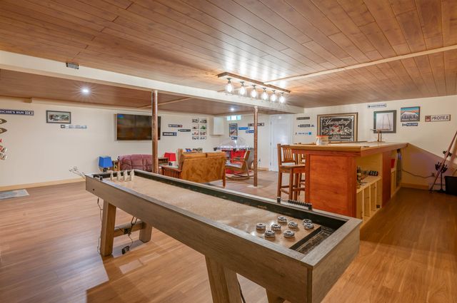 21 Tamarack Lane, Amherst, NH 03031