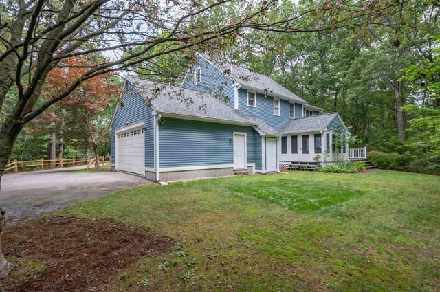 21 Tamarack Lane, Amherst, NH 03031