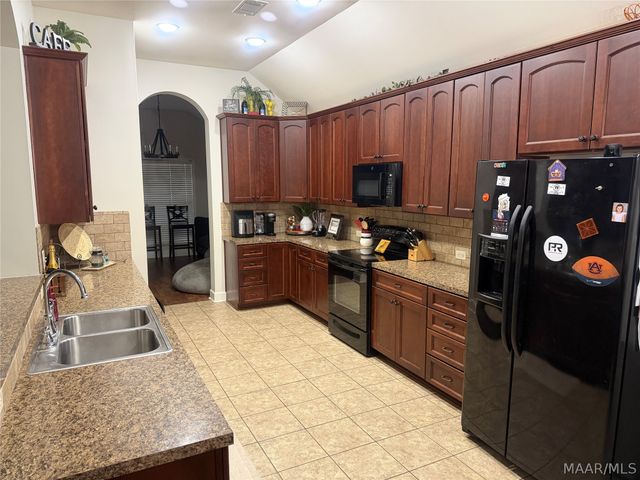 9073 BLACK CHERRY Trail, Pike Road, AL 36064