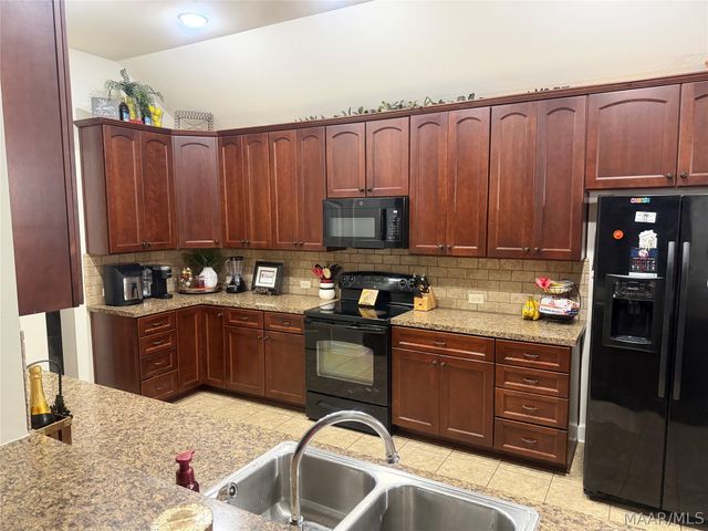 9073 BLACK CHERRY Trail, Pike Road, AL 36064