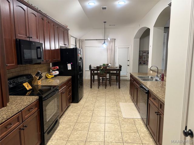 9073 BLACK CHERRY Trail, Pike Road, AL 36064