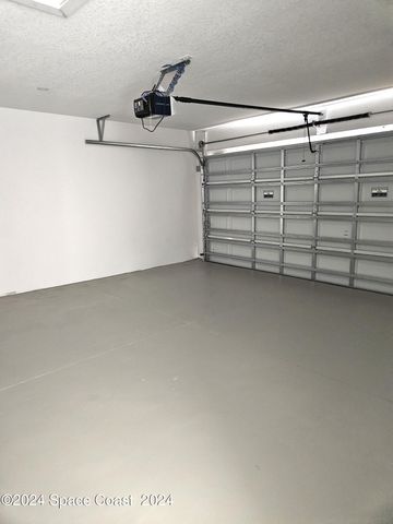 1150 Tarleton Street SE, Palm Bay, FL 32909