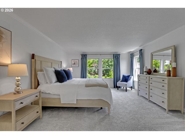 9428 Nw HOPEDALE Ct, Portland, OR 97229