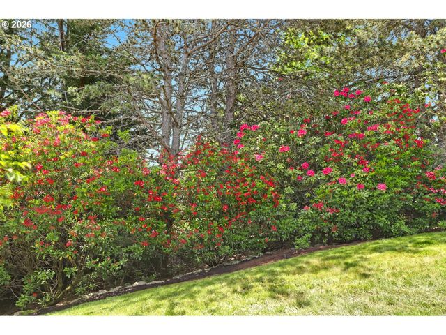 9428 Nw HOPEDALE Ct, Portland, OR 97229