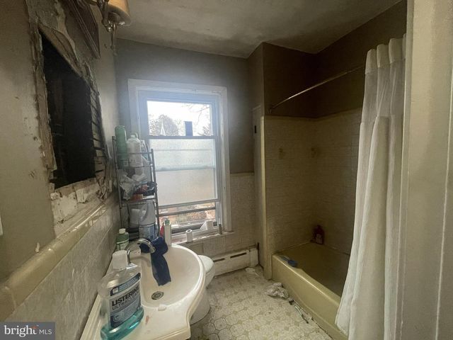 201 W BALTIMORE AVE, Clifton Heights, PA 19018