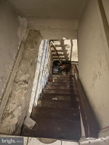 201 W BALTIMORE AVE, Clifton Heights, PA 19018