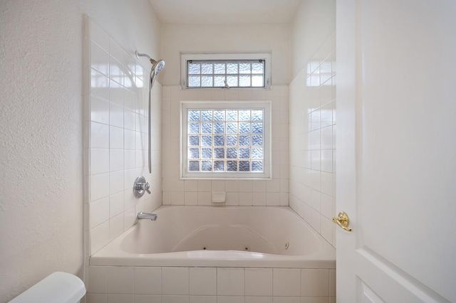 9594 Prost Ct, Elk Grove, CA 95758