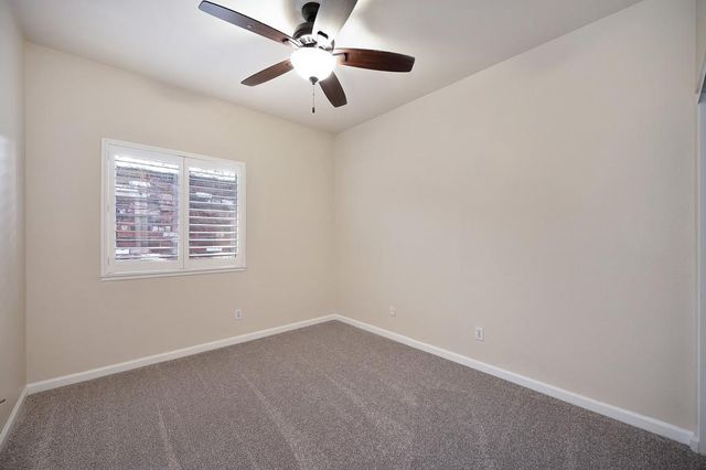 9594 Prost Ct, Elk Grove, CA 95758