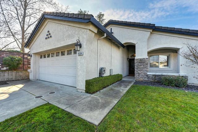 9594 Prost Ct, Elk Grove, CA 95758