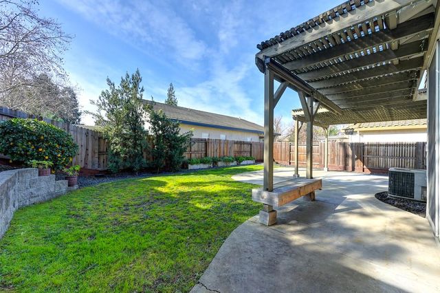 9594 Prost Ct, Elk Grove, CA 95758
