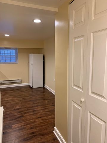 3222 W Warner Avenue 1, Chicago, IL 60618