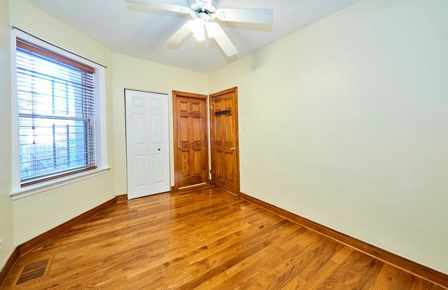 3222 W Warner Avenue 1, Chicago, IL 60618