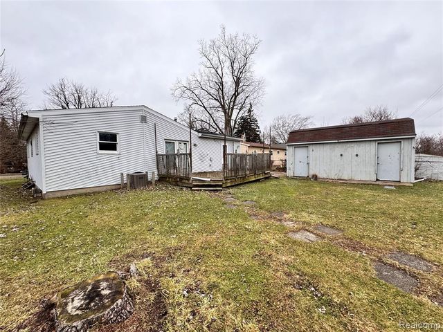 12210 W Washington Avenue, Mount Morris, MI 48458