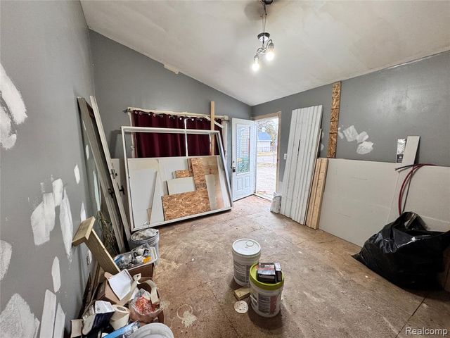 12210 W Washington Avenue, Mount Morris, MI 48458