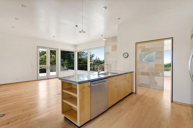 405 Heather Point Lane, Watsonville, CA 95076