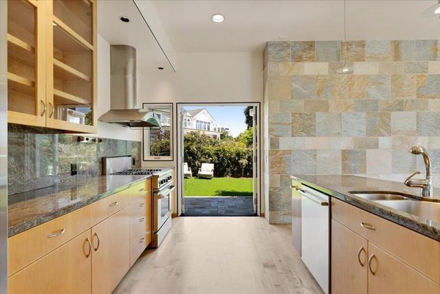 405 Heather Point Lane, Watsonville, CA 95076