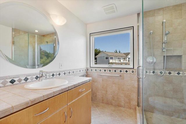 405 Heather Point Lane, Watsonville, CA 95076