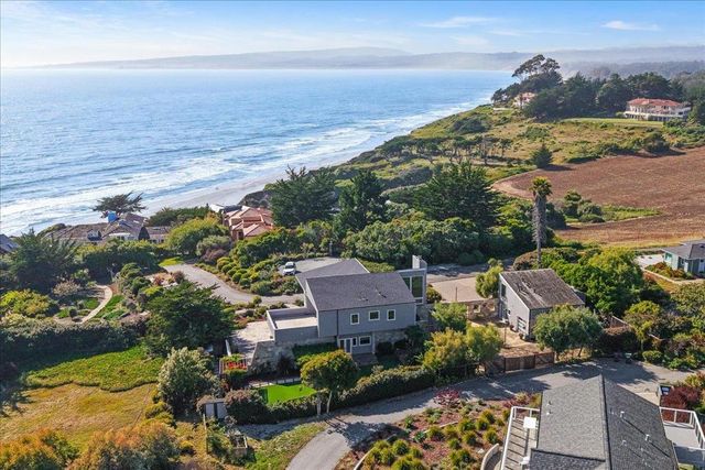 405 Heather Point Lane, Watsonville, CA 95076