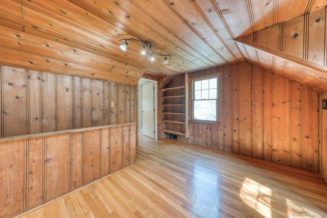 131 Lake Street, Manchester, CT 06042